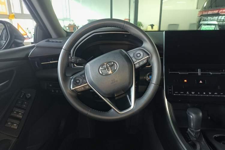 Used Toyota Avalon 2023 2.5L Luxury Edition Steering Wheel