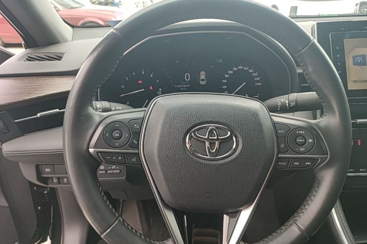 Used Toyota Avalon 2023 2.0L Premium Edition Steering Wheel
