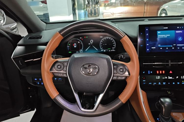 Used Toyota Avalon 2023 Dual-Motor 2.5L XLE Prestige Edition Steering Wheel