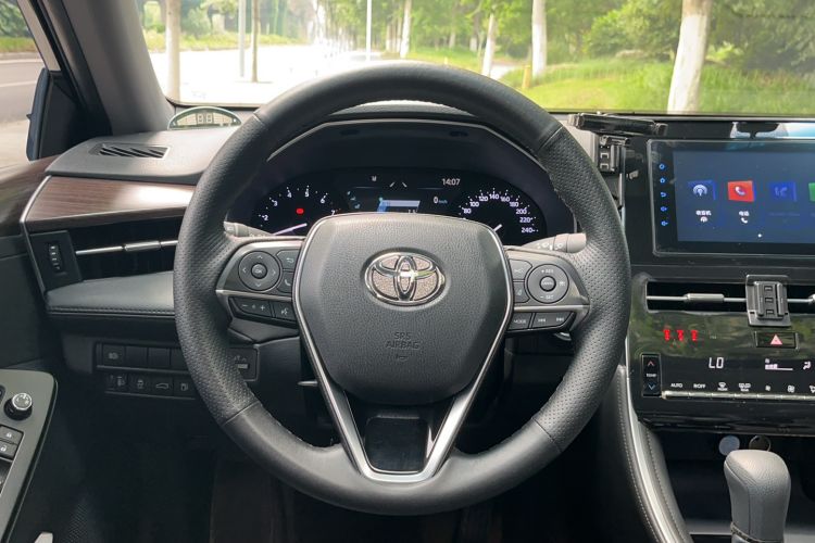 Used Toyota Avalon 2023 2.0L Progressive Edition Steering Wheel