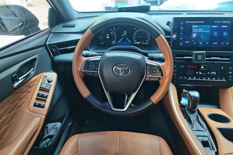 Used Toyota Avalon 2023 Dual-Motor 2.5L XLE Prestige Edition Steering Wheel