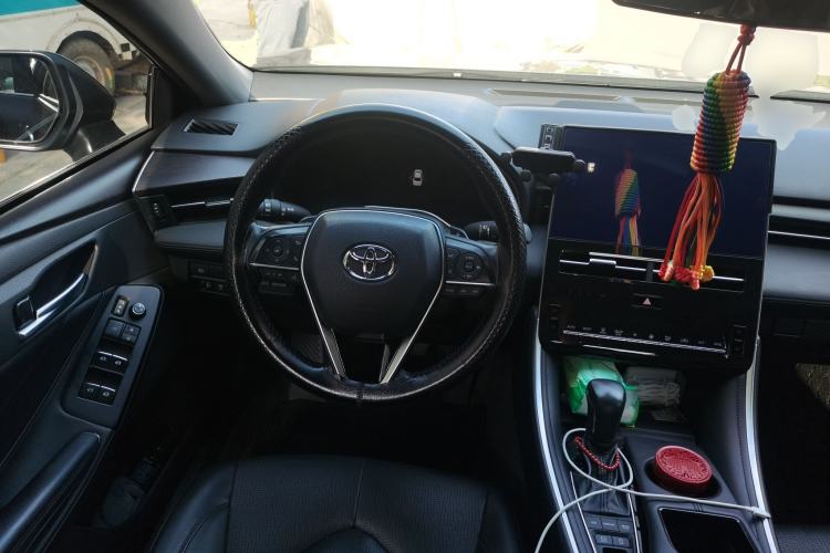 Used Toyota Avalon 2023 2.5L Luxury Edition Steering Wheel