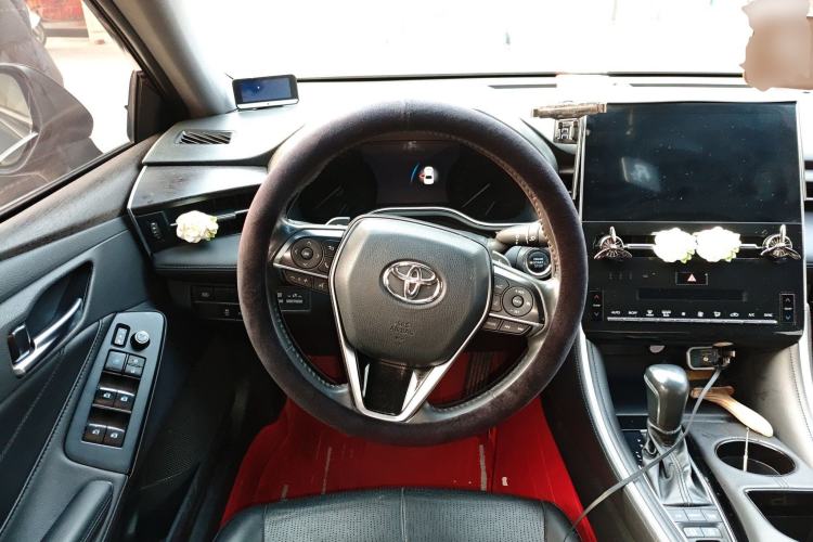 Used Toyota Avalon 2023 2.5L Luxury Edition Steering Wheel