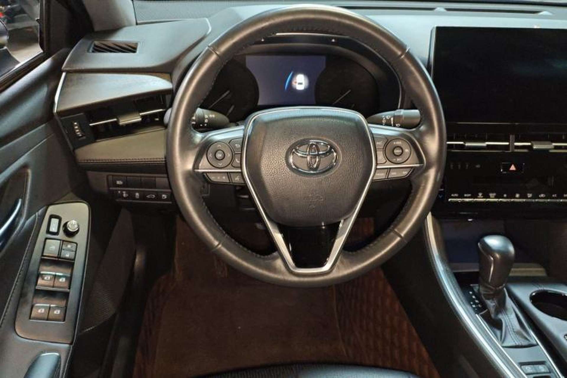 Used Toyota Avalon 2023 2.0L Luxury Edition Steering Wheel
