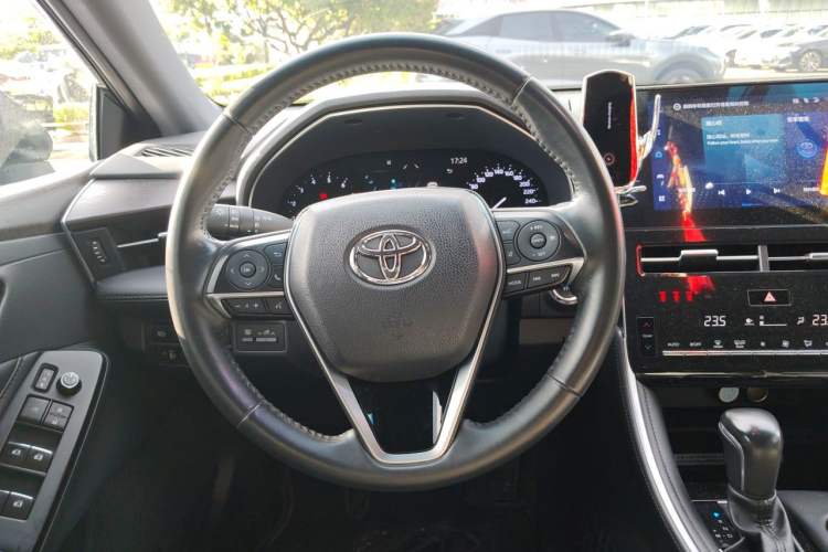 Used Toyota Avalon 2023 2.0L Luxury Edition Steering Wheel