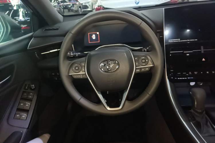 Used Toyota Avalon 2023 2.0L XLE Deluxe Edition Steering Wheel