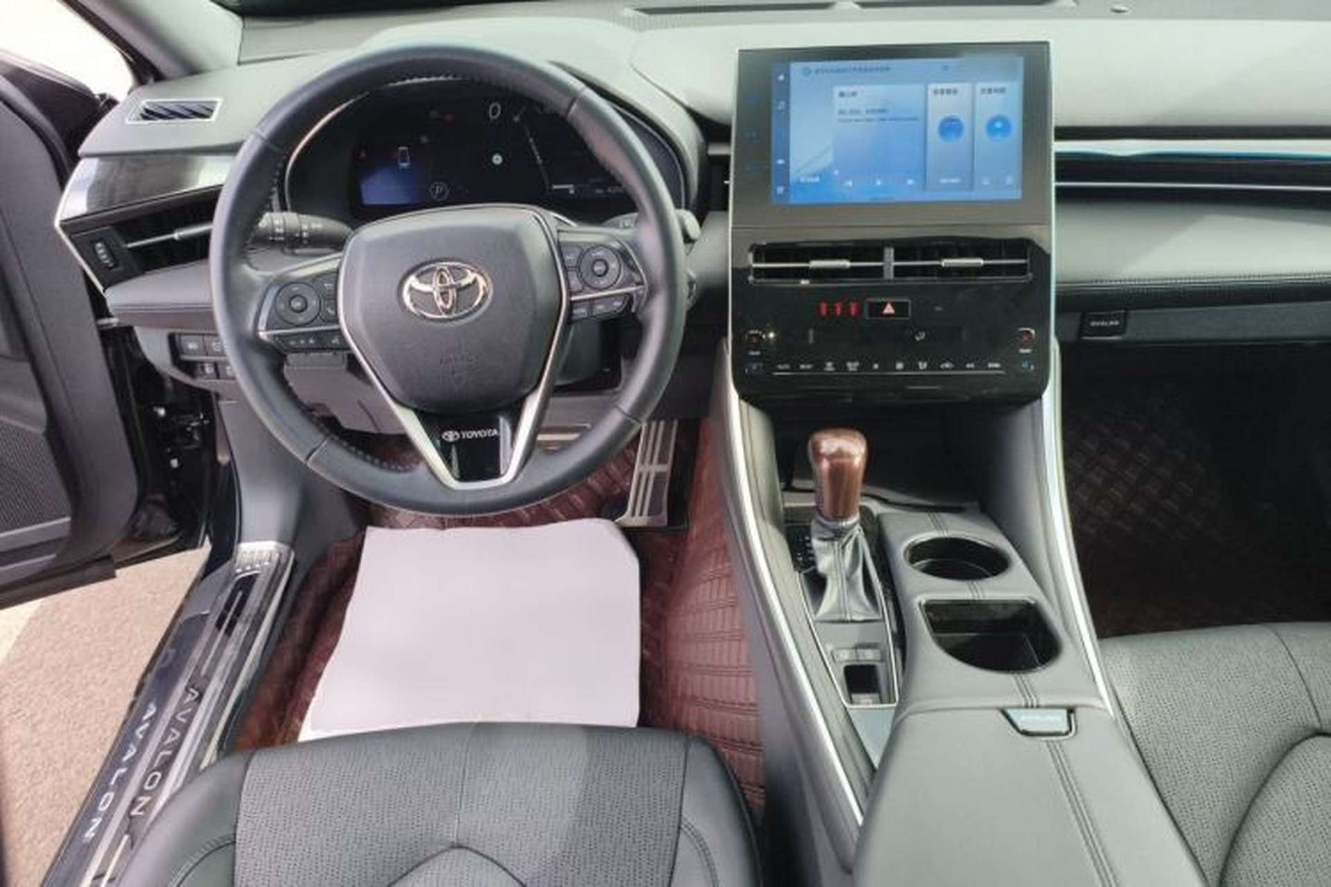 Used Toyota Avalon 2023 2.0L XLE Deluxe Edition Steering Wheel