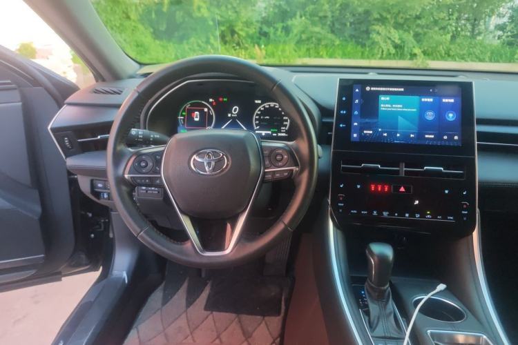 Used Toyota Avalon 2023 Dual-Motor 2.5L XLE Prestige Edition Steering Wheel