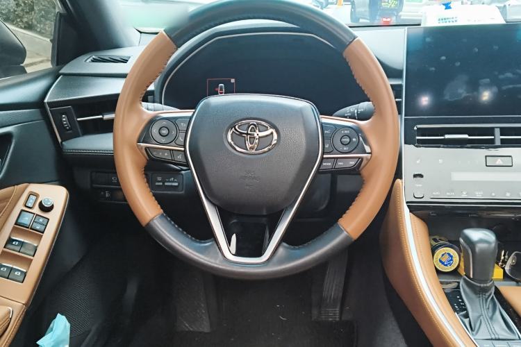Used Toyota Avalon 2023 Dual-Motor 2.5L XLE Prestige Edition Steering Wheel