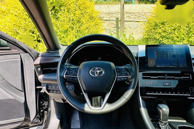 Used Toyota Avalon 2023 2.0L Premium Edition Steering Wheel