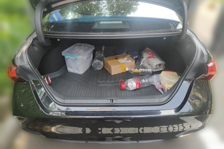 Used Toyota Avalon 2023 2.0L Premium Edition Trunk