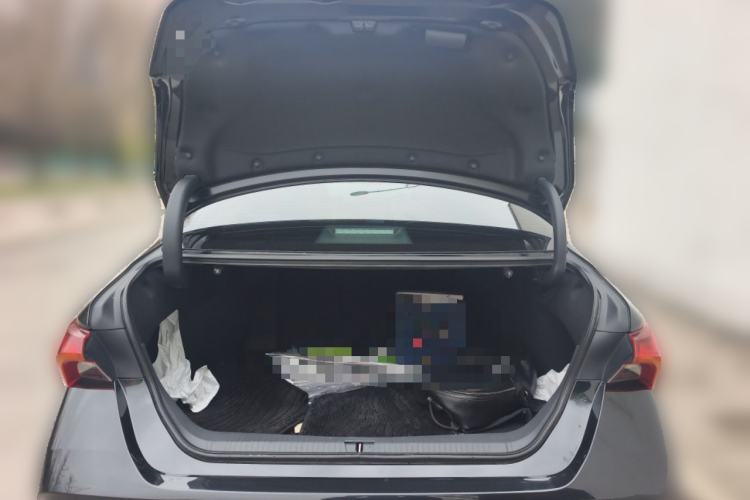 Used Toyota Avalon 2023 2.0L Luxury Edition Trunk