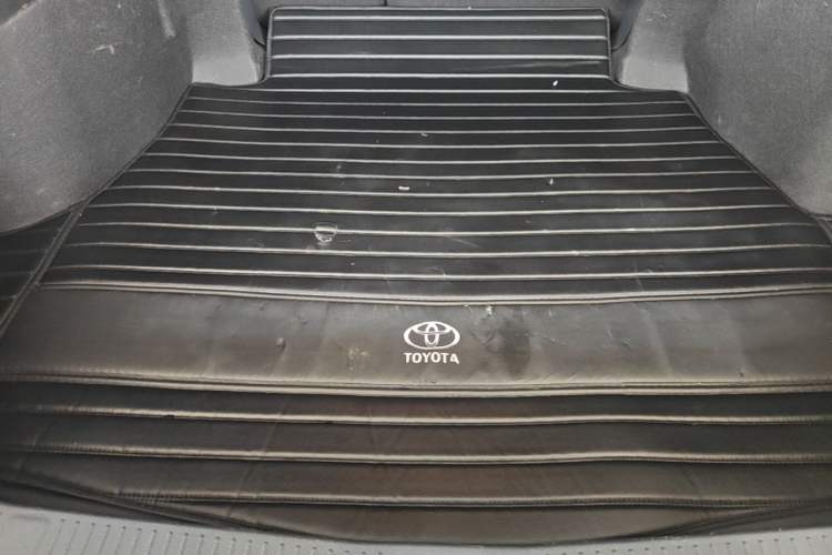 Used Toyota Avalon 2023 Dual-Engine 2.5L Luxury Edition Trunk
