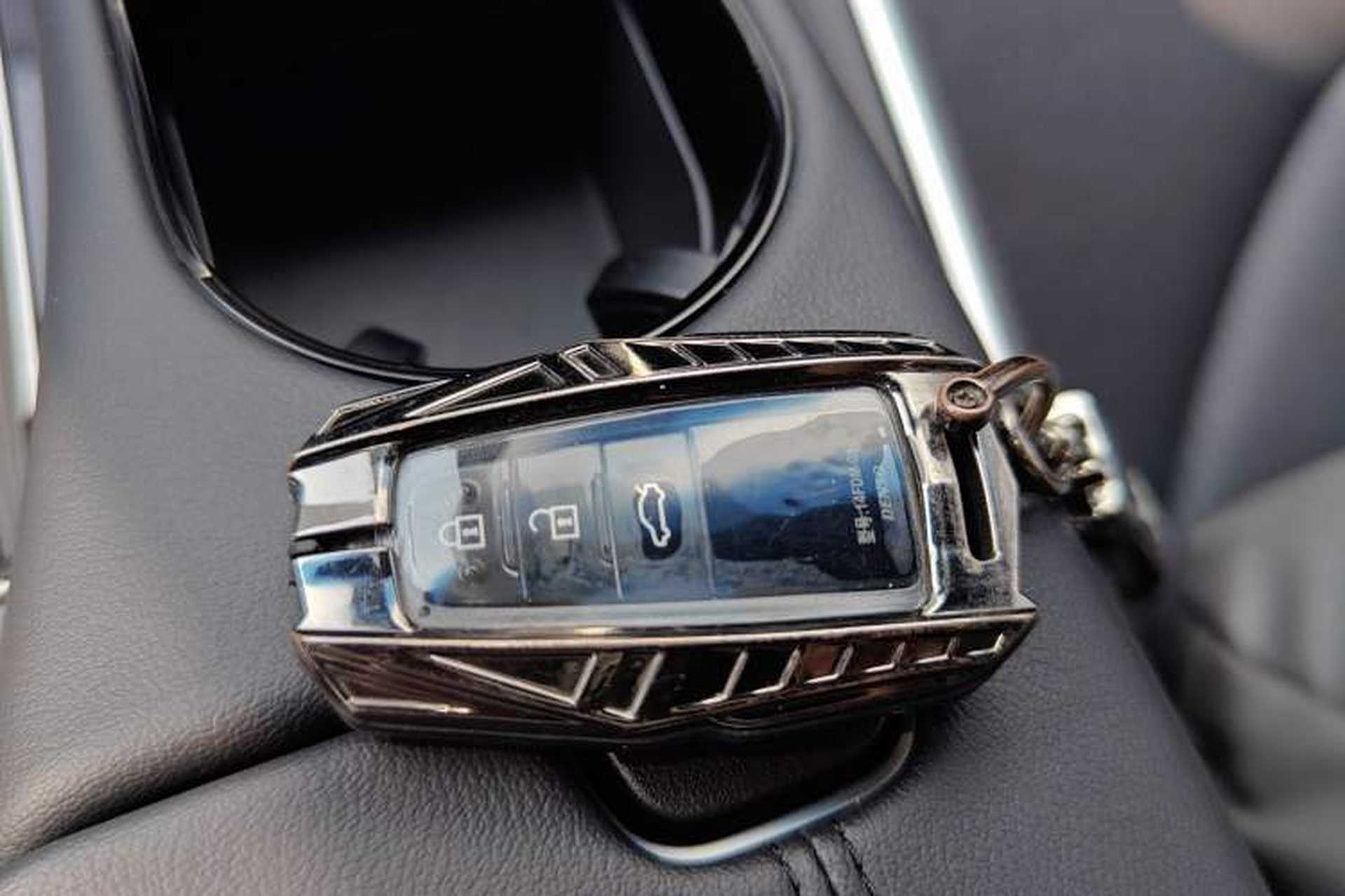 Used Toyota Avalon 2023 2.0L Luxury Edition Vehicle Key