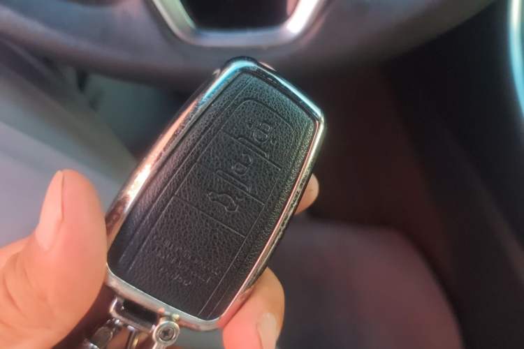 Used Toyota Avalon 2023 Dual-Motor 2.5L XLE Prestige Edition Vehicle Key
