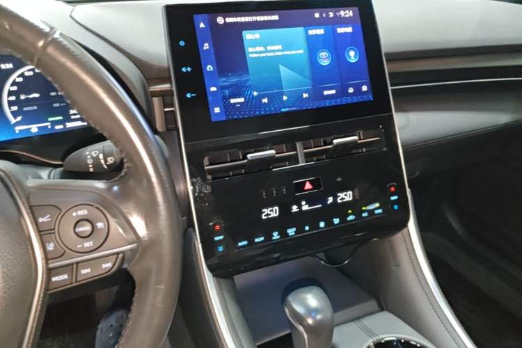 Used Toyota Avalon 2023 2.0L XLE Deluxe Edition Audio And AC Panel