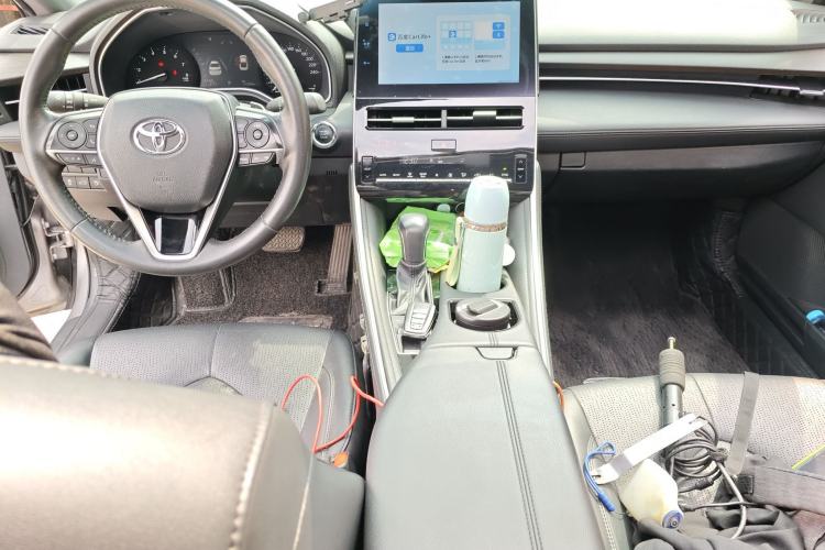 Used Toyota Avalon 2023 2.5L Luxury Edition Center Console
