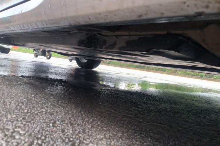 Used Toyota Avalon 2023 2.0L Premium Edition Chassis Front Right