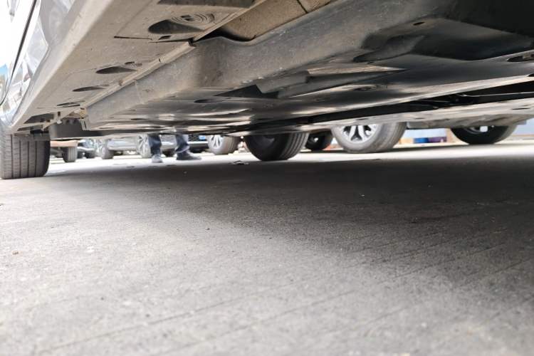 Used Toyota Avalon 2023 2.5L Luxury Edition Chassis Front Right