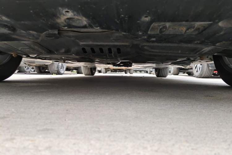 Used Toyota Avalon 2023 2.5L Luxury Edition Chassis Front