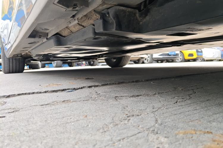 Used Toyota Avalon 2023 2.5L Luxury Edition Chassis Rear Left