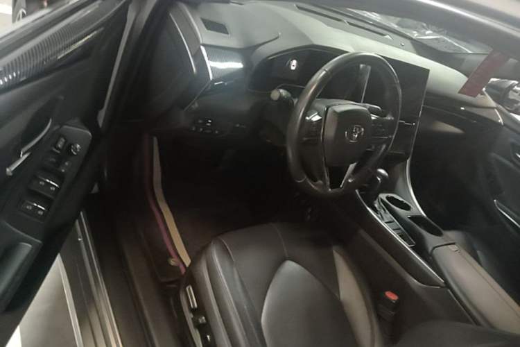 Used Toyota Avalon 2023 2.0L Luxury Edition Driver Seat