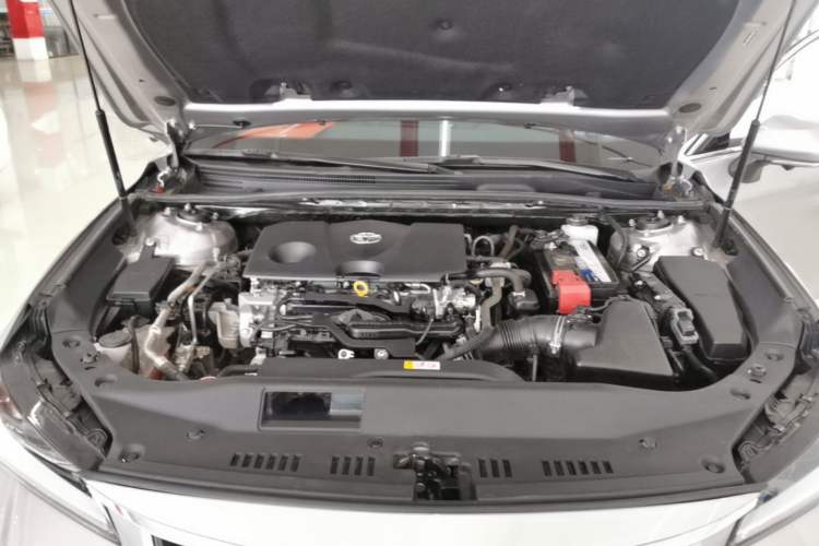 Used Toyota Avalon 2023 2.0L Luxury Edition Engine Bay