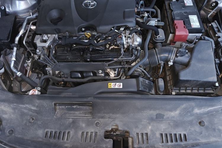Used Toyota Avalon 2023 2.5L Touring Premium Edition Engine Bay