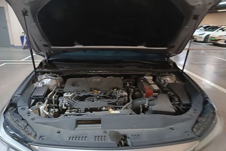 Used Toyota Avalon 2023 2.5L Luxury Edition Engine Bay