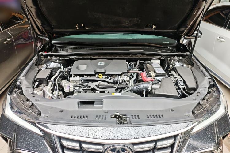 Used Toyota Avalon 2023 2.0L Premium Edition Engine Bay