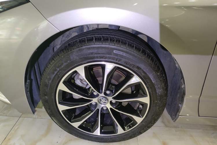 Used Toyota Avalon 2023 2.5L Luxury Edition Exterior 4