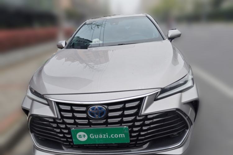 Used Toyota Avalon 2023 Dual-Engine 2.5L Luxury Edition Front