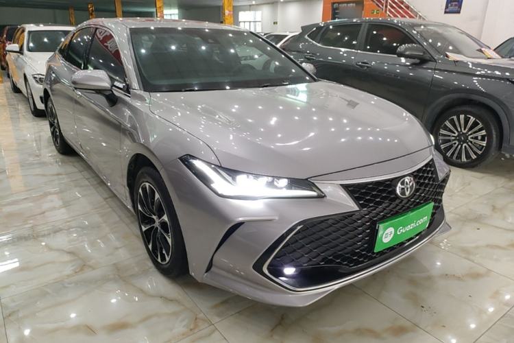 Used Toyota Avalon 2023 2.5L Luxury Edition Front Right 45 Deg