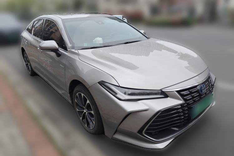 Used Toyota Avalon 2023 Dual-Engine 2.5L Luxury Edition Front Right 45 Deg