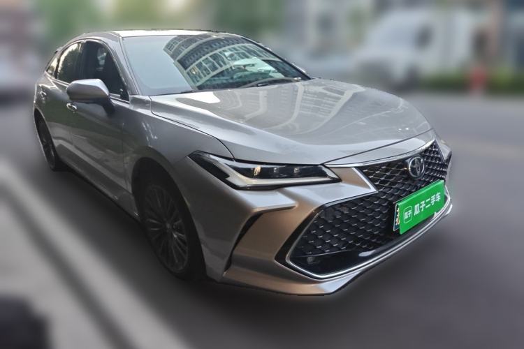 Used Toyota Avalon 2023 2.5L Touring Premium Edition Front Right 45 Deg
