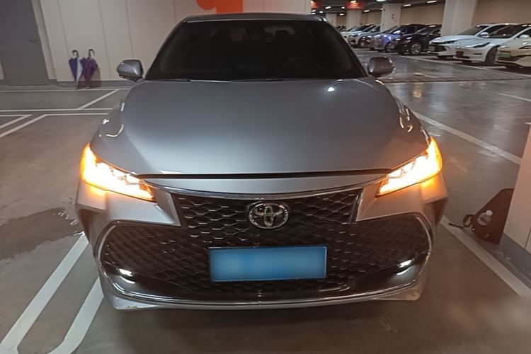 Used Toyota Avalon 2023 2.5L Luxury Edition Front