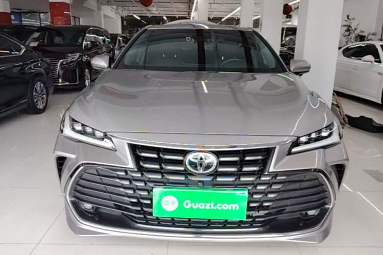 Used Toyota Avalon 2023 2.0L Luxury Edition Front