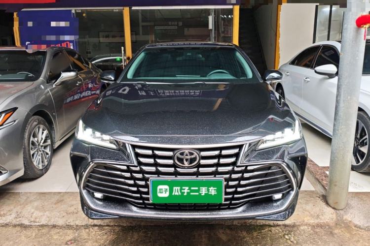 Used Toyota Avalon 2023 2.0L Premium Edition Front