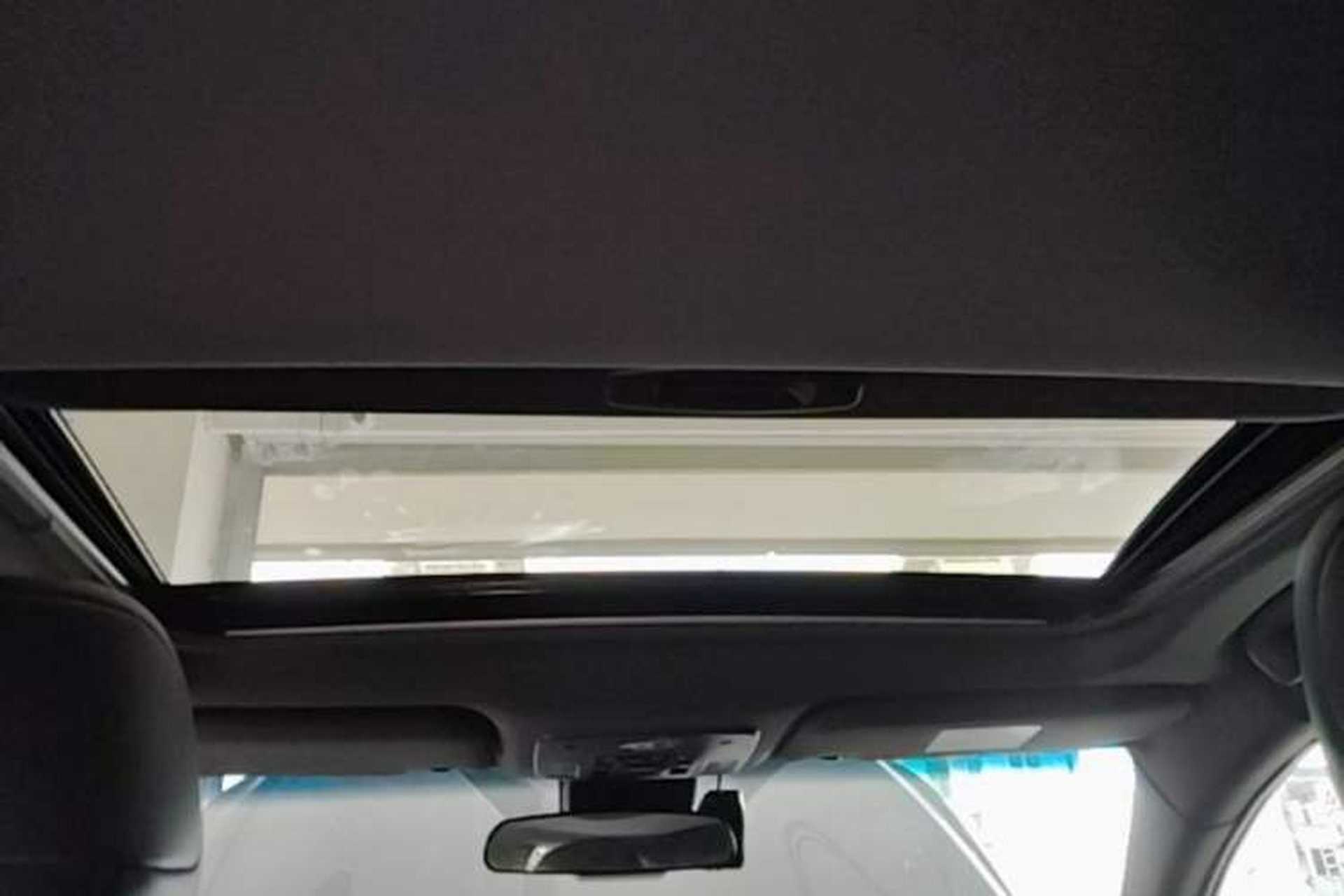 Used Toyota Avalon 2023 2.0L Luxury Edition Headliner
