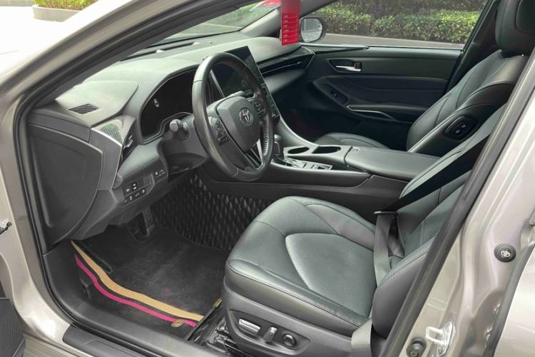 Used Toyota Avalon 2023 2.0L Luxury Edition Interior 2