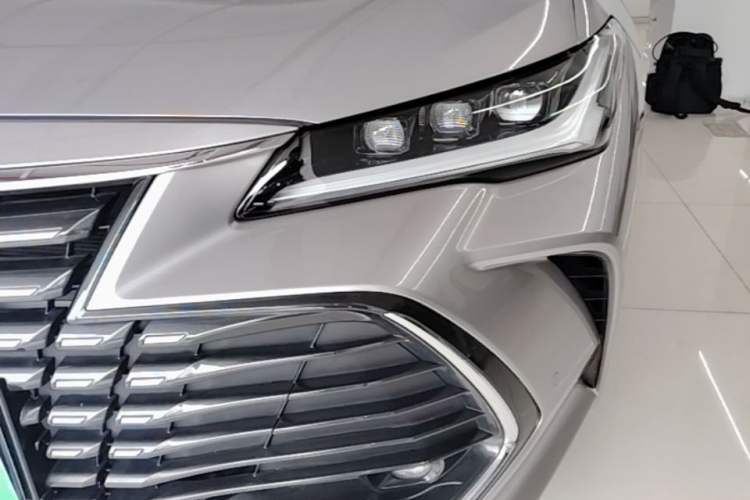 Used Toyota Avalon 2023 2.0L Luxury Edition Left Front Headlight