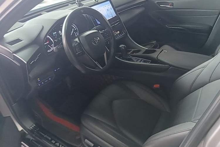 Used Toyota Avalon 2023 Dual-Engine 2.5L Luxury Edition Left Front Seat