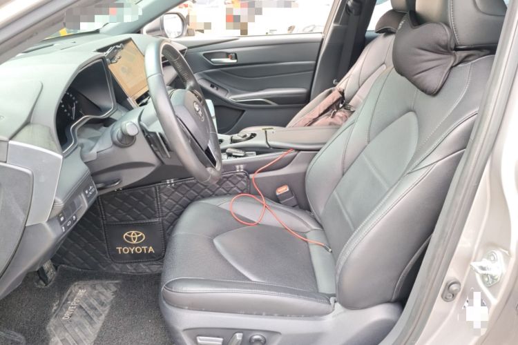 Used Toyota Avalon 2023 2.5L Luxury Edition Left Front Seat
