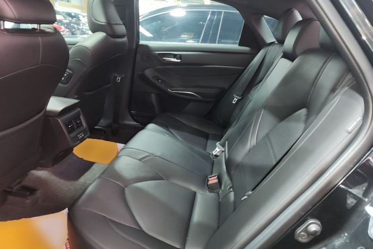 Used Toyota Avalon 2023 2.0L Premium Edition Left Rear Seat
