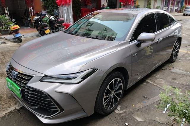 Toyota Avalon 2023 Dual-Engine 2.5L Luxury Edition usata
