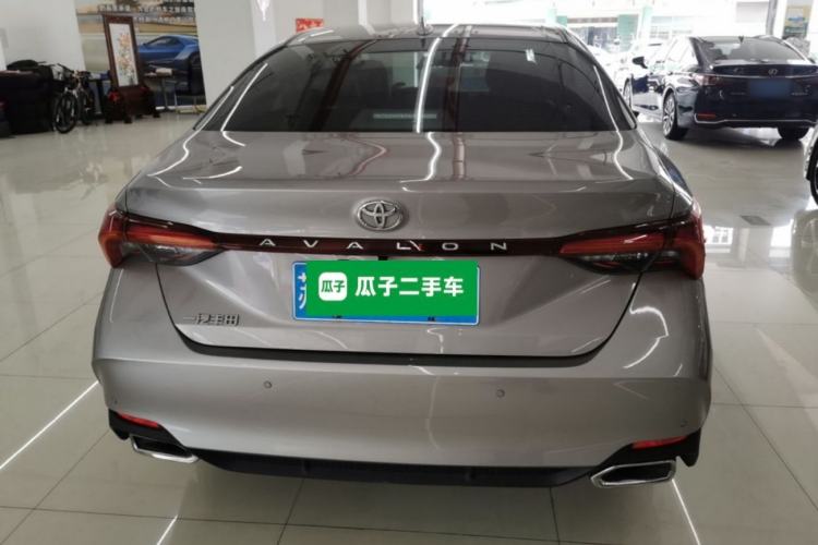 Used Toyota Avalon 2023 2.0L Luxury Edition Rear