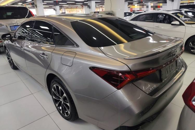 Used Toyota Avalon 2023 2.5L Luxury Edition Rear Left 45 Deg