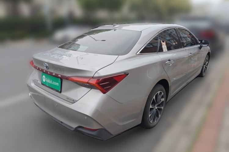 Used Toyota Avalon 2023 Dual-Engine 2.5L Luxury Edition Rear Right 45 Deg