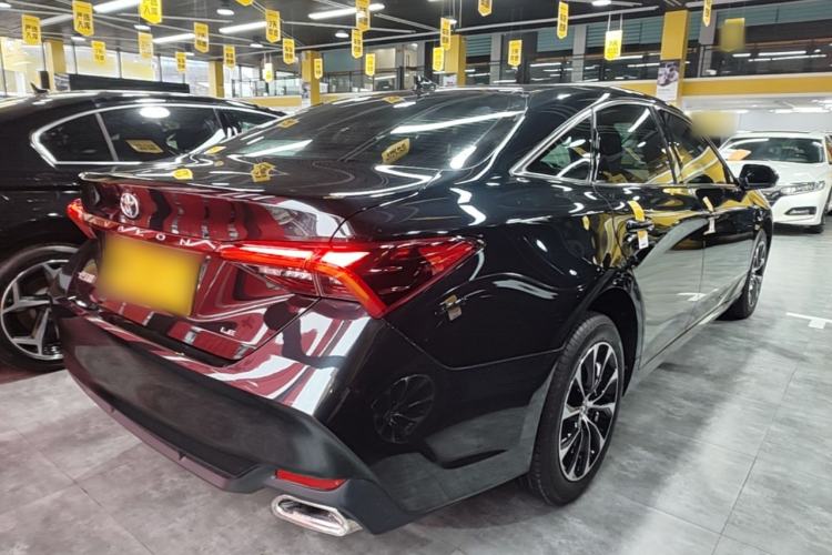 Used Toyota Avalon 2023 2.0L Premium Edition Rear Right 45 Deg