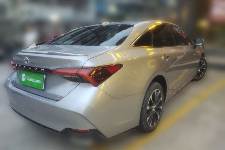 Used Toyota Avalon 2023 2.5L Luxury Edition Rear Right 45 Deg